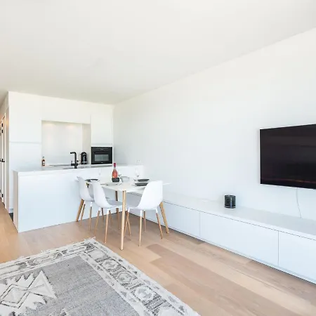 In With Stunning Sea View *