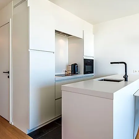 In With Stunning Sea View *