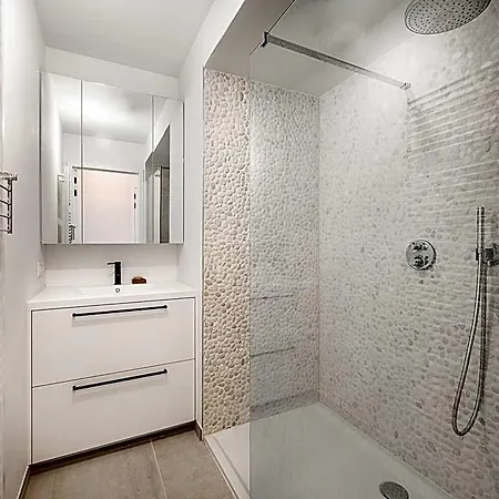 In With Stunning Sea View *