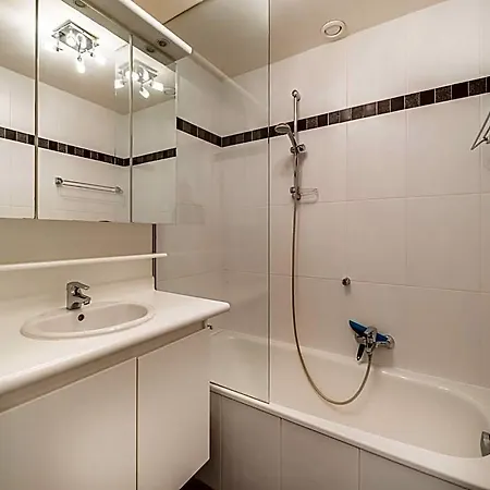 In With Stunning Sea View Apartament