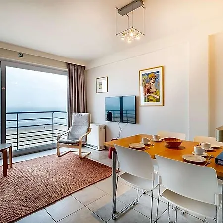 In With Stunning Sea View